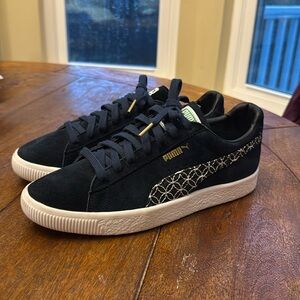 NWOB Rare Puma Suede Vintage Sashiko Intense Blue Sneakers 6M Mens/7.5M Womens